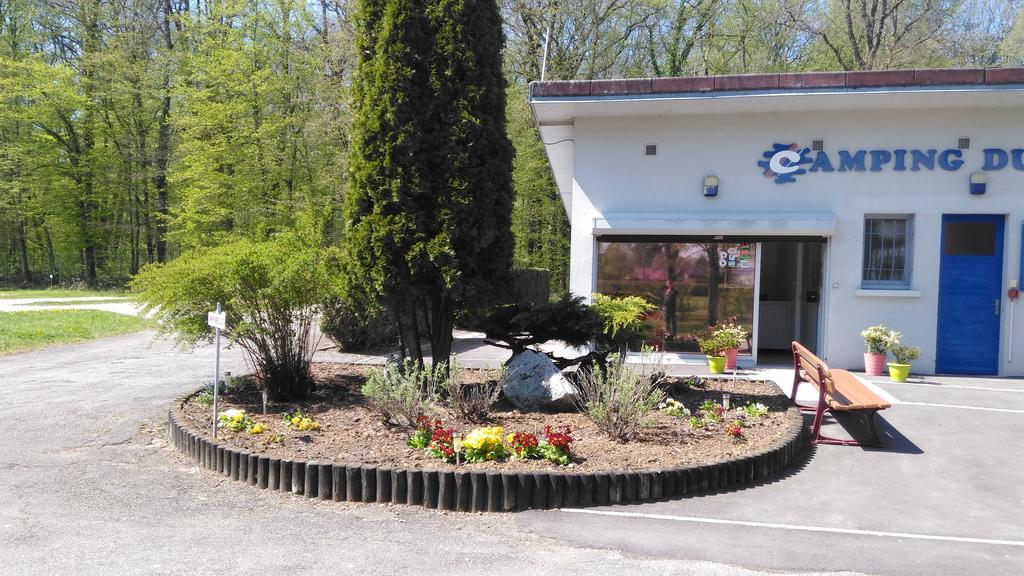 Camping De Contrexéville Exteriör bild