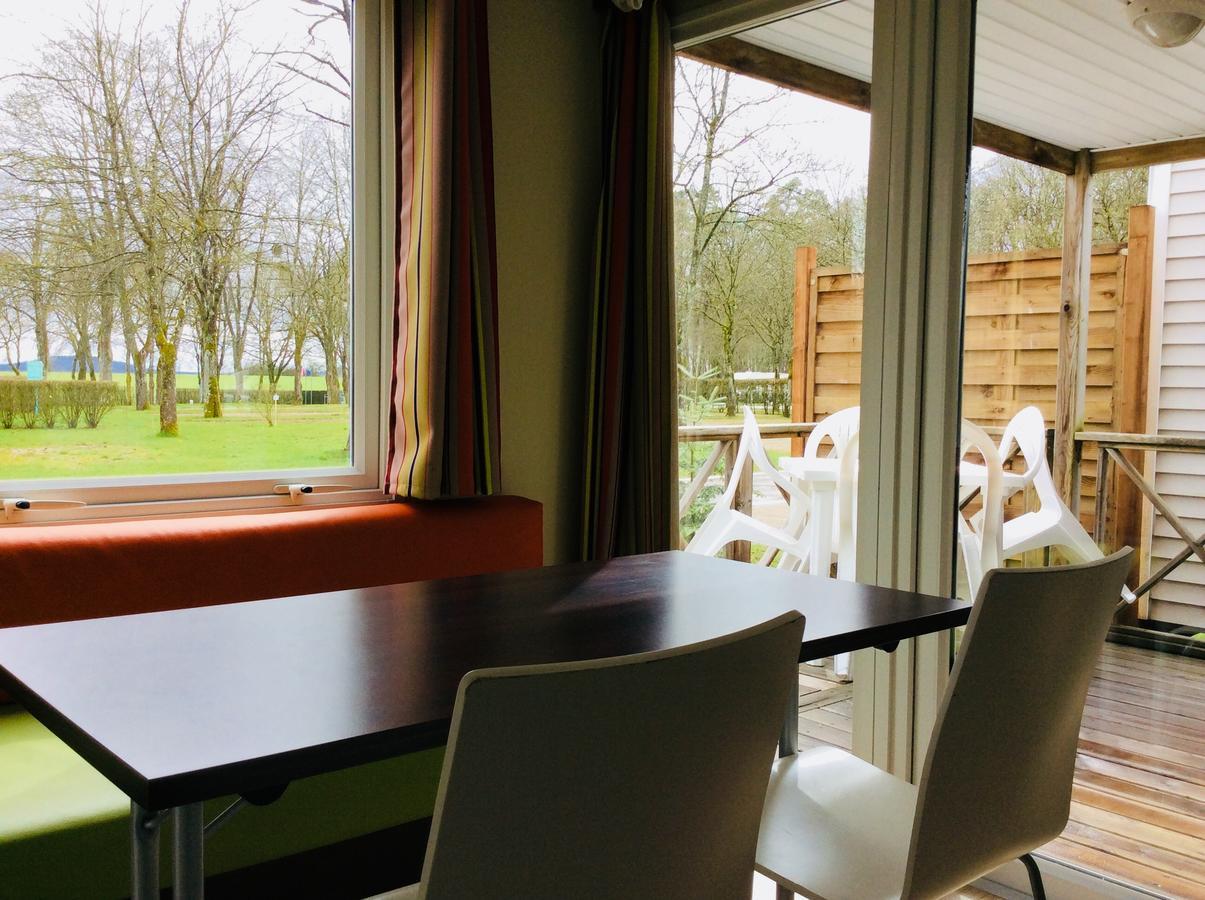 Camping De Contrexéville Exteriör bild
